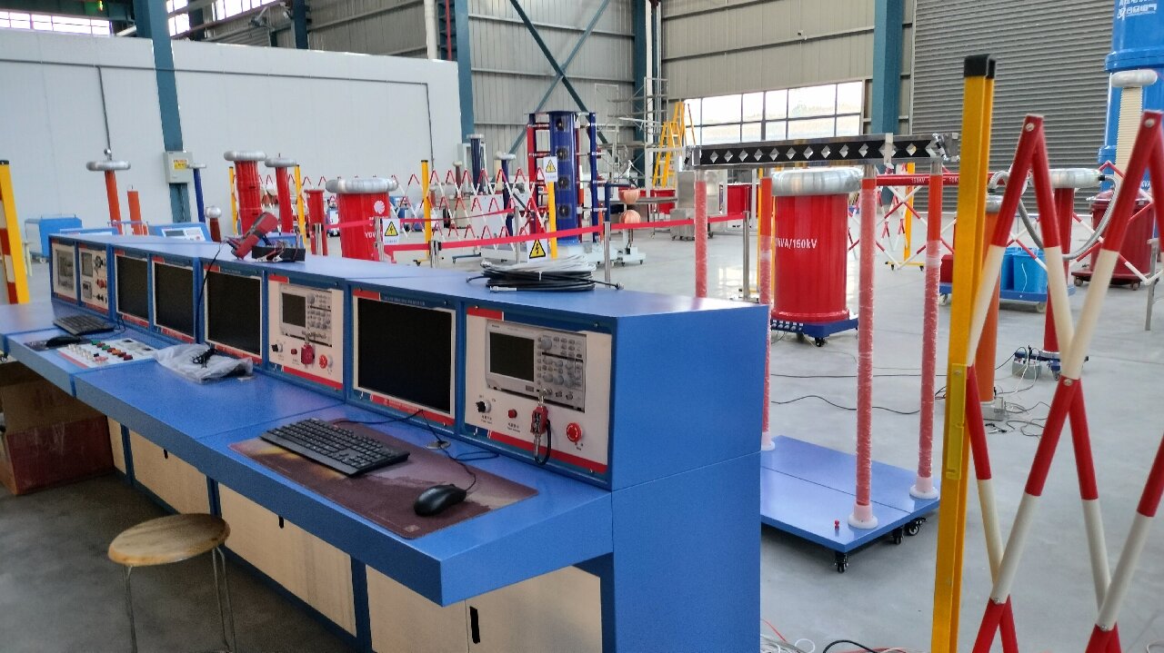 馳宇電力工廠實(shí)拍高壓試驗(yàn)大廳